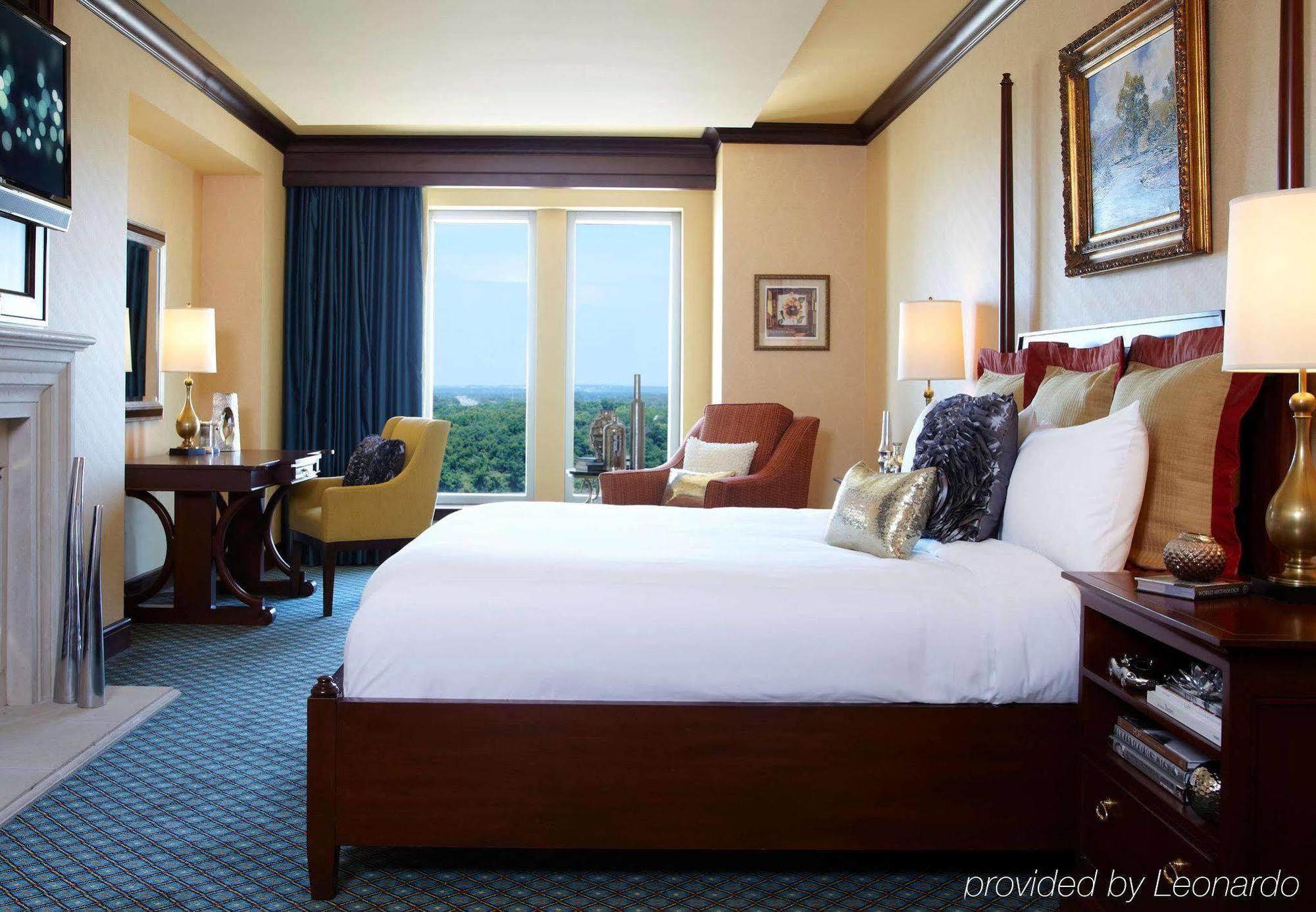 Renaissance Montgomery Hotel & Spa At The Convention Center Eksteriør billede