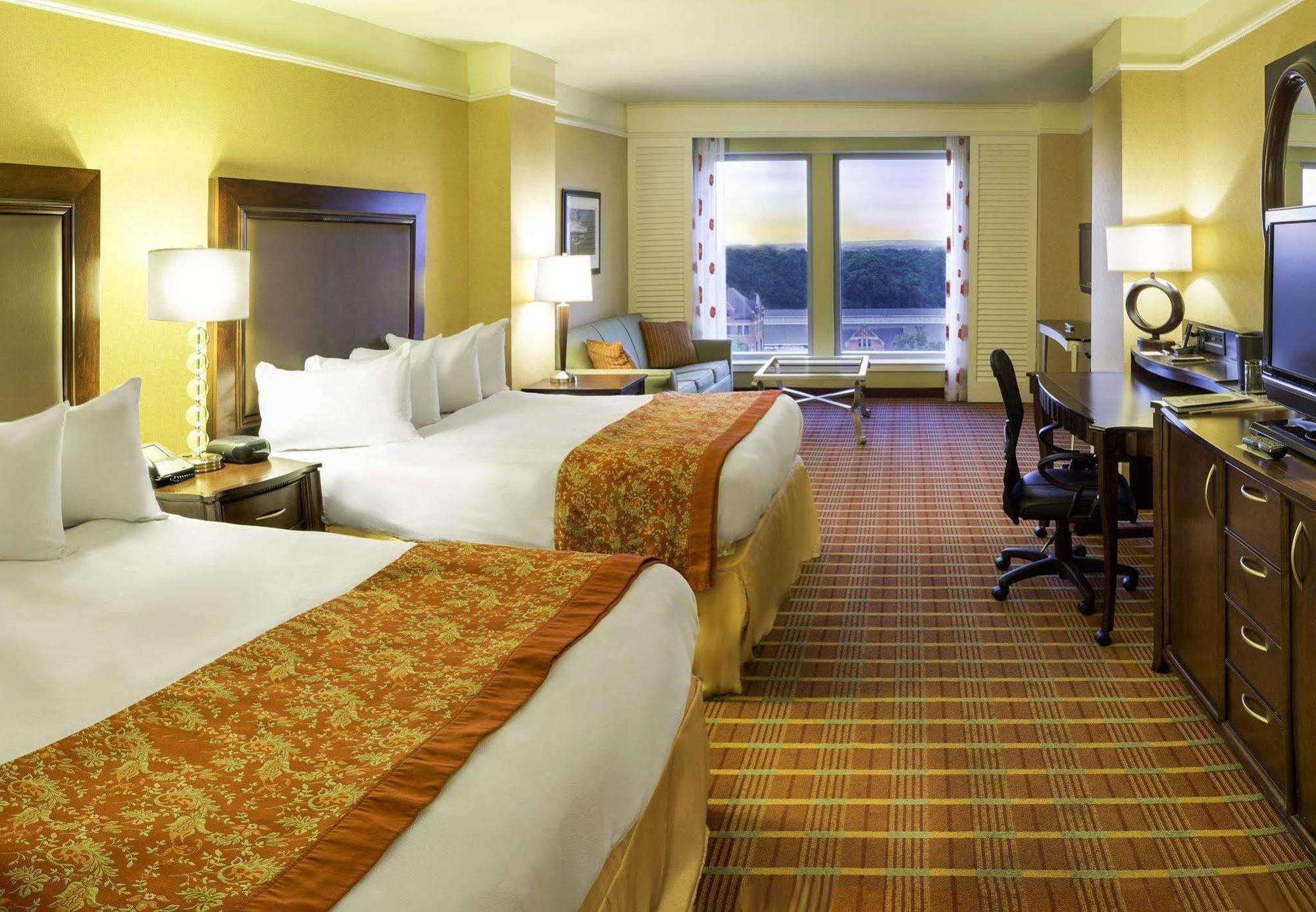 Renaissance Montgomery Hotel & Spa At The Convention Center Eksteriør billede